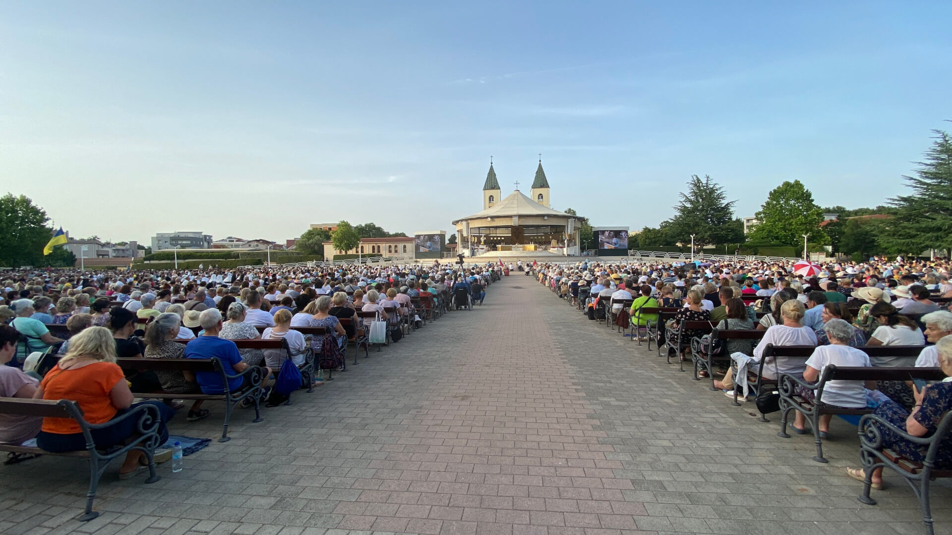 Pellegrinaggio a Medjugorje da Milano in aereo con volo diretto incluso
